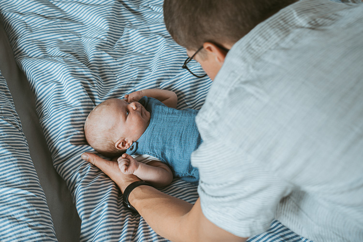Familienfoto von Vater und Baby